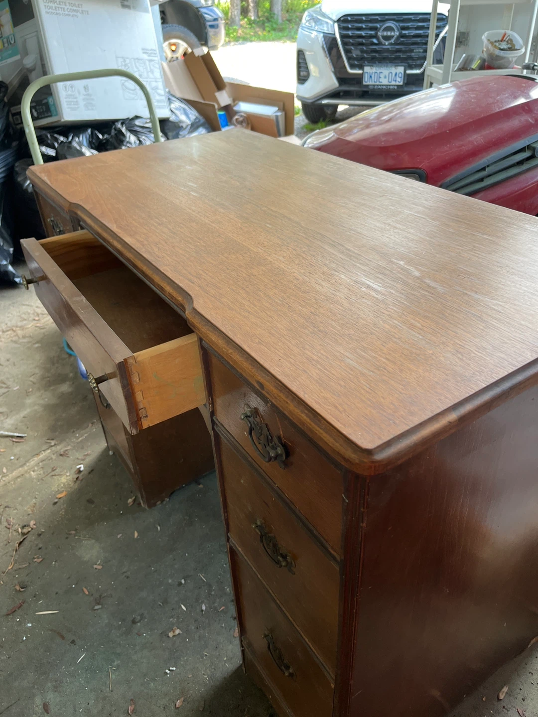 Wood desk - Hepworth Furniture Co. Ltd. Wooden Desk - photo 3