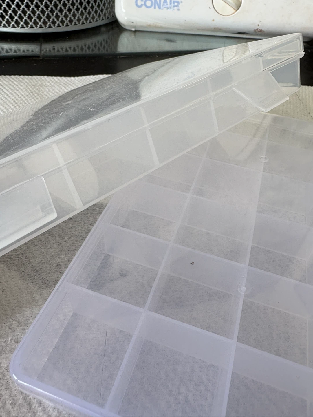Set of 2 Clear Plastic Compartment Organizers - photo 2