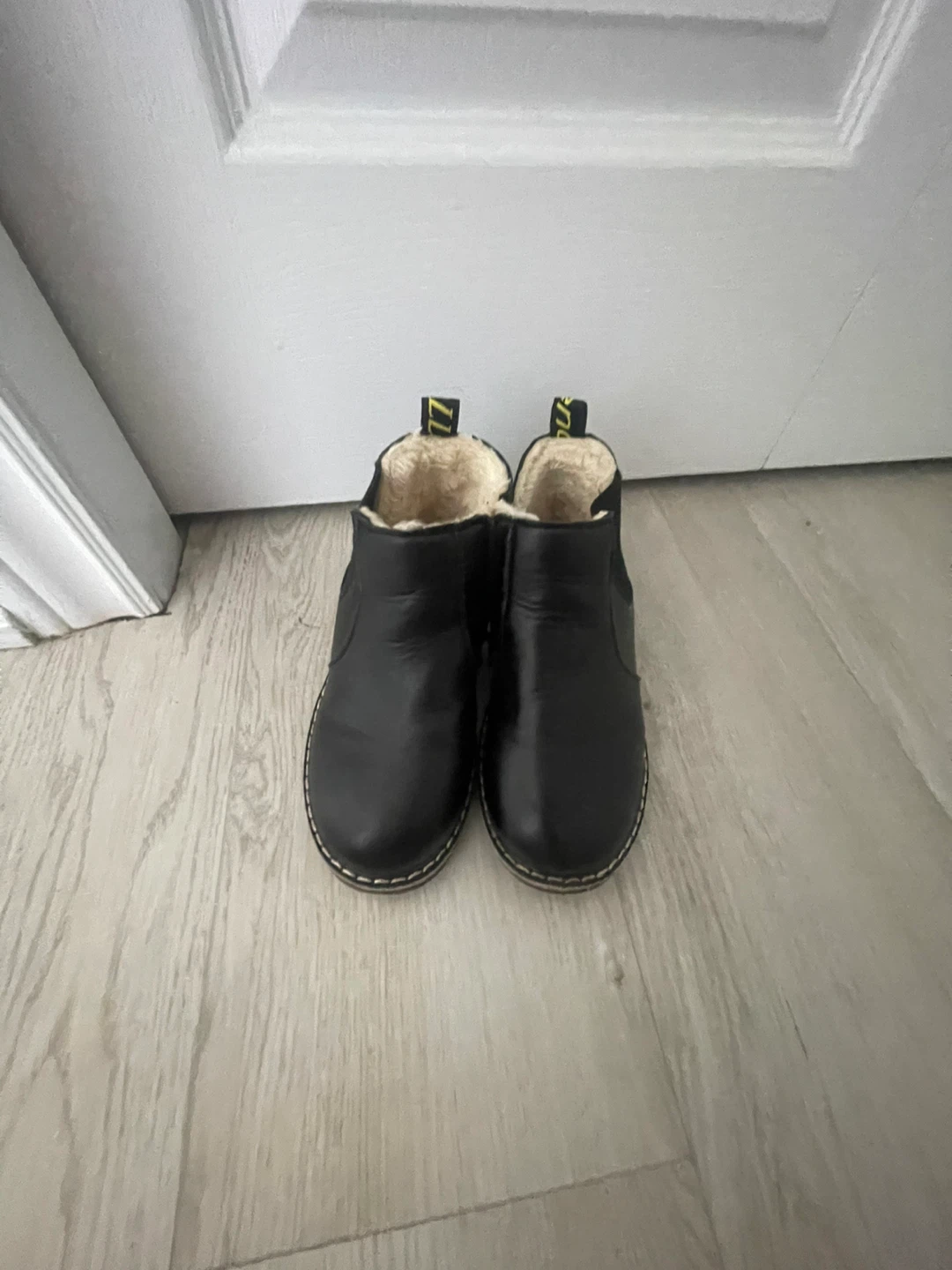 Kids Black Fur Boots Size 33