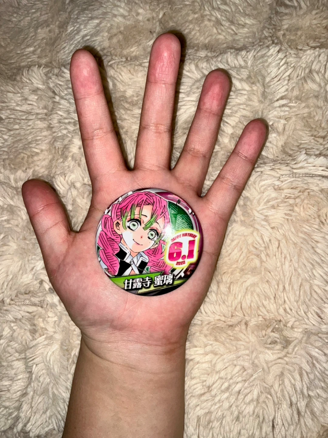 Demon Slayer Mitsuri Birthday Pin (6.1) - photo 3