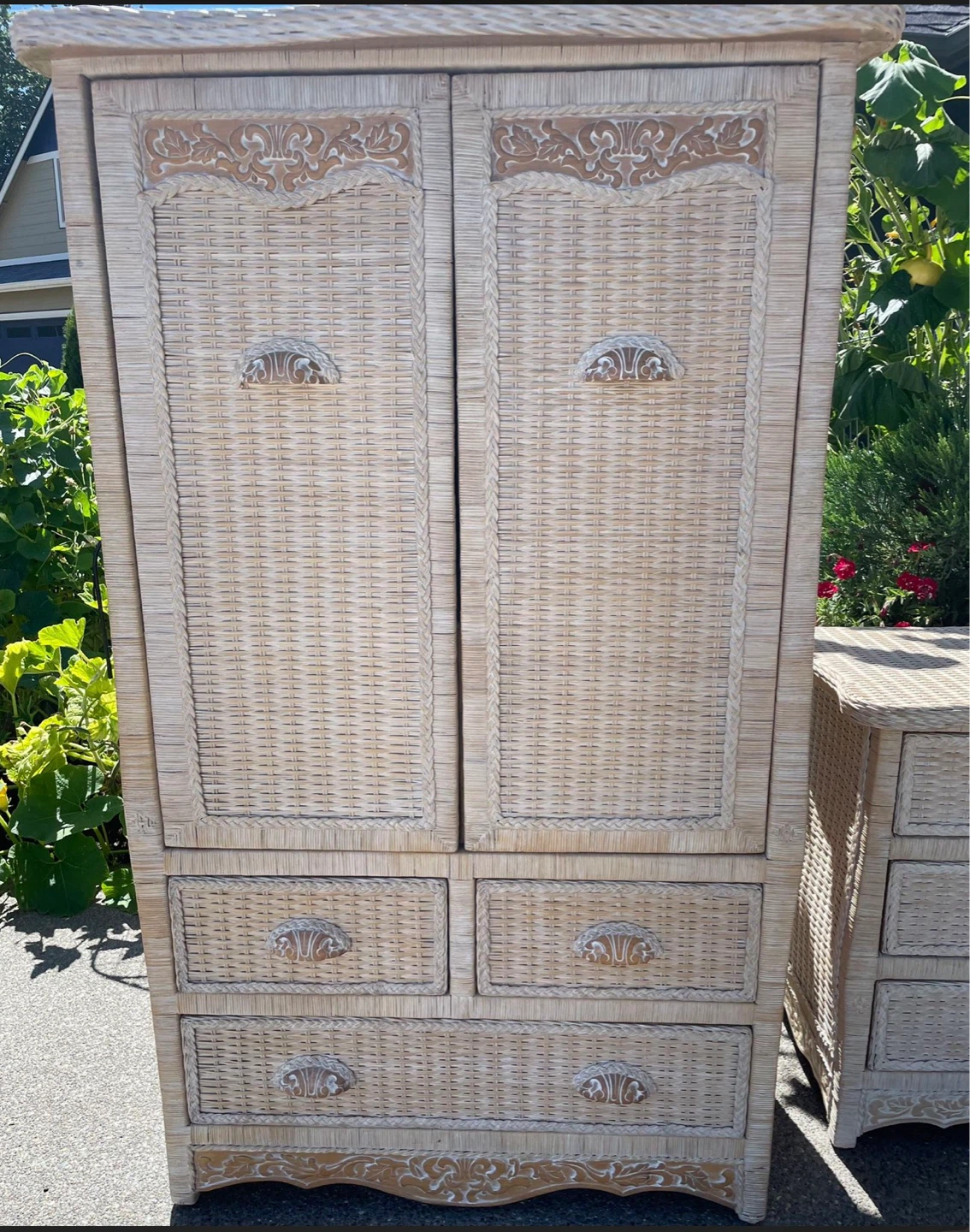 Vintage Pier 1 Rattan Armoire – Jamaican Collection 💵$525 - photo 4