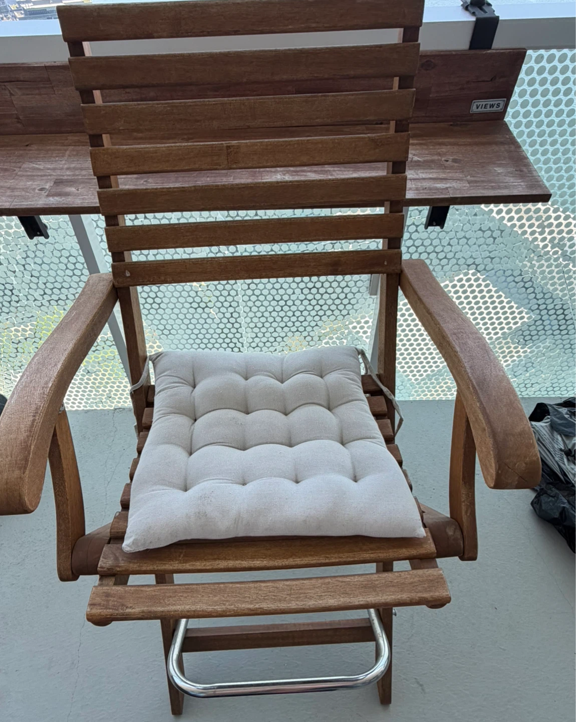 2 Wooden Folding Chairs with Cushions