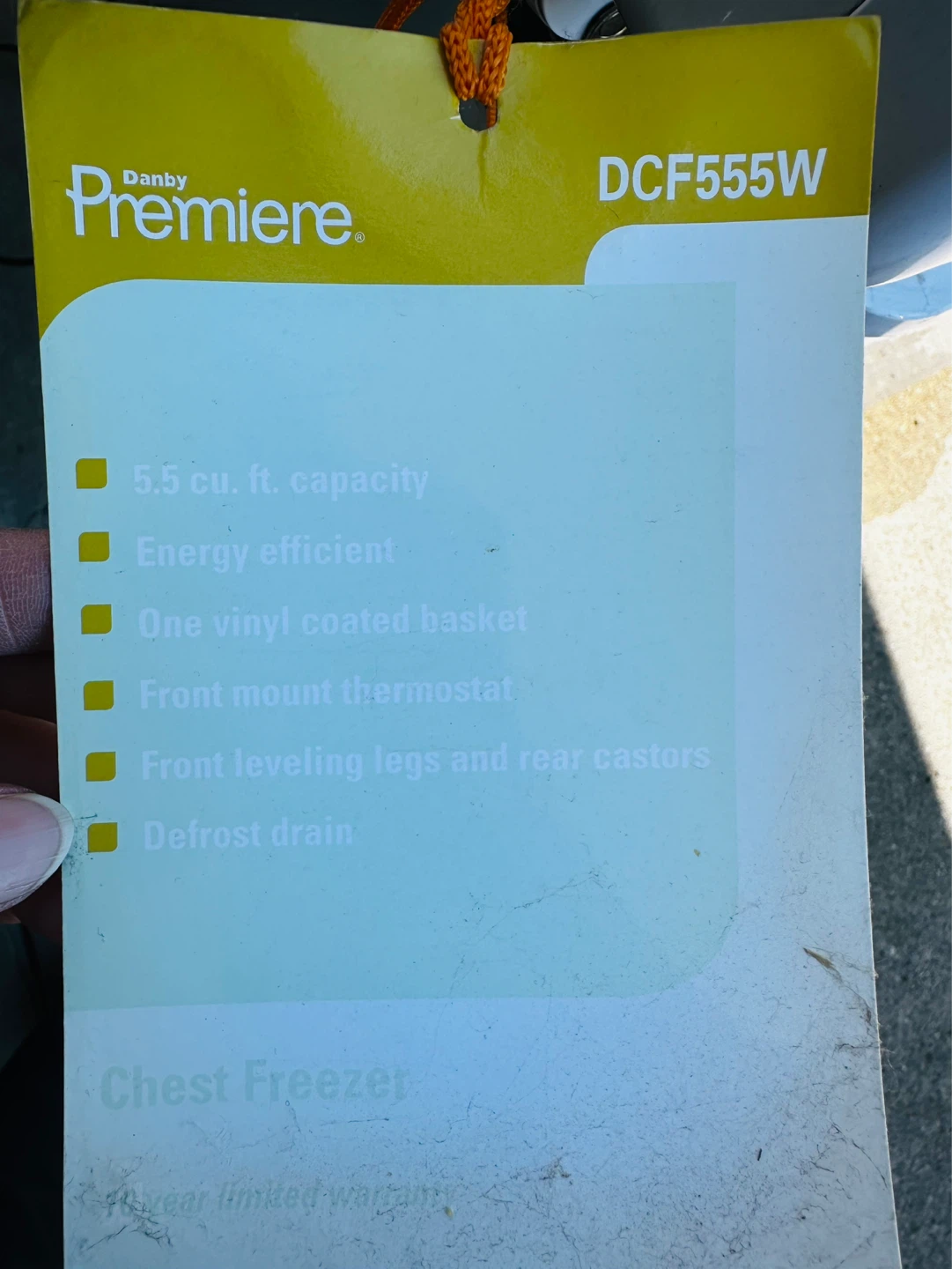 Danby Premiere DCF555W Chest Freezer - 5.5 cu. ft. - photo 5