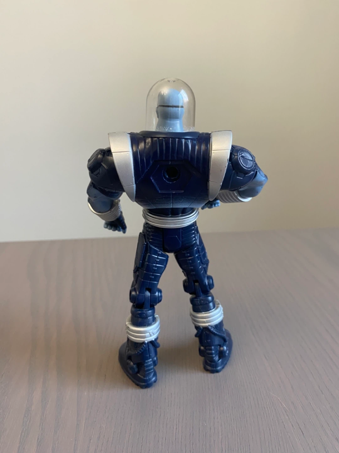 DC Universe Ice Cannon Mr Freeze 6” Batman 2003 Mattel Loose - photo 2