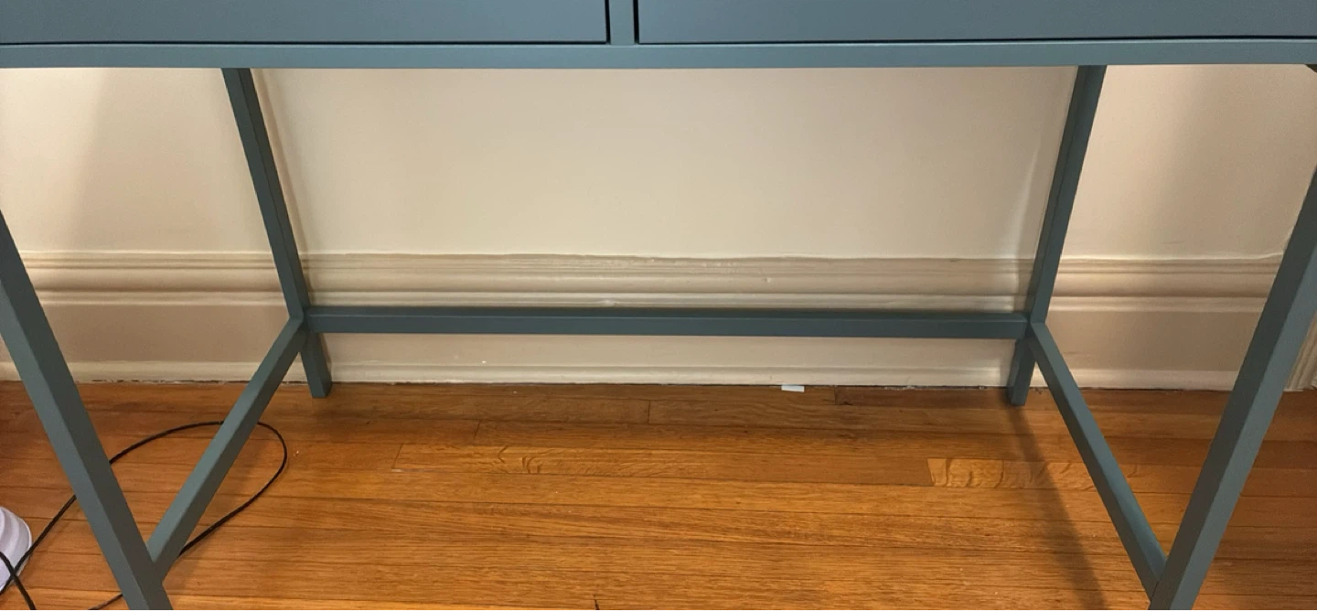 Blue/teal desk. - photo 4