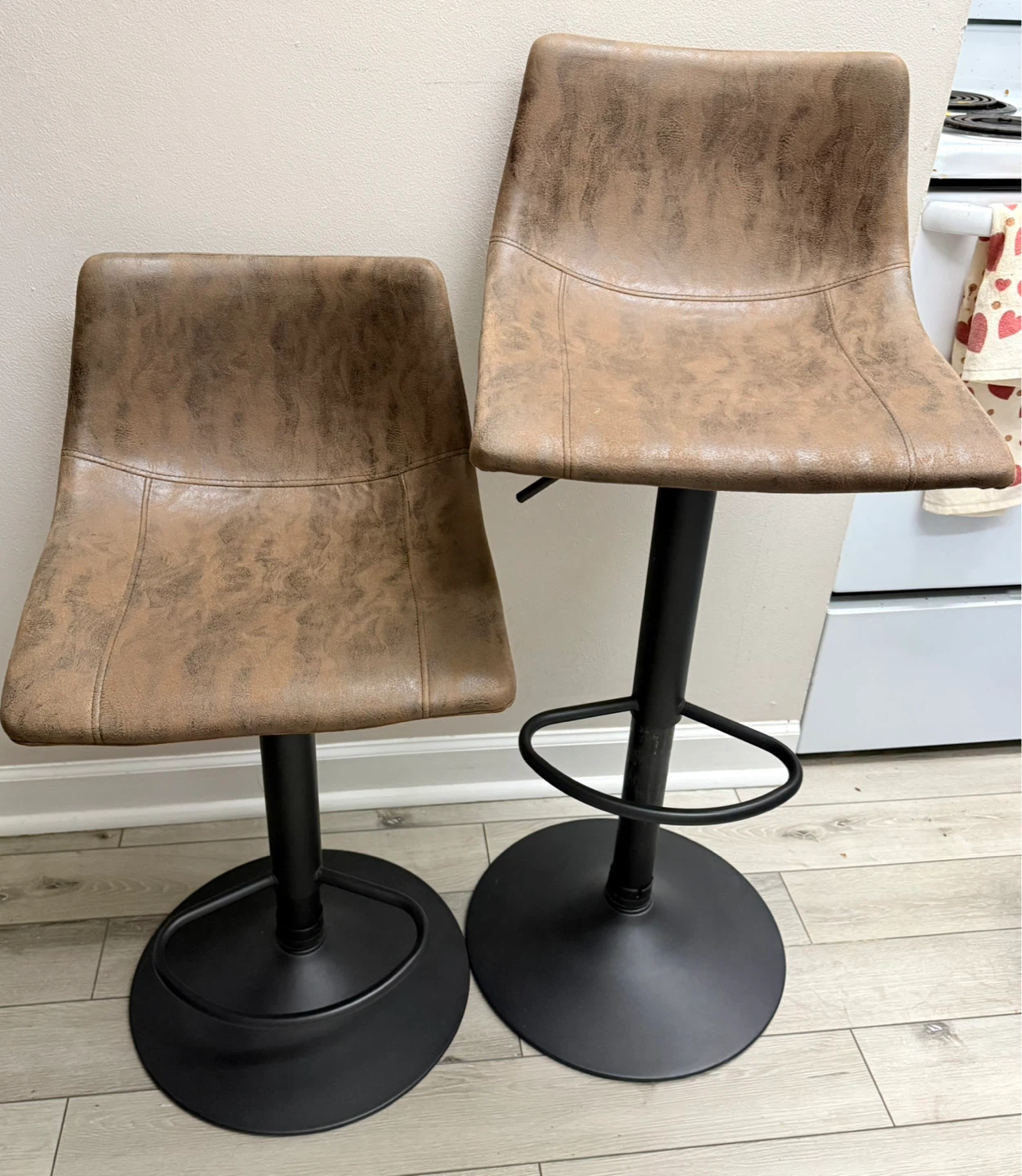BTExpert Adjustable Swivel Brown Counter Stool Chairs (2)