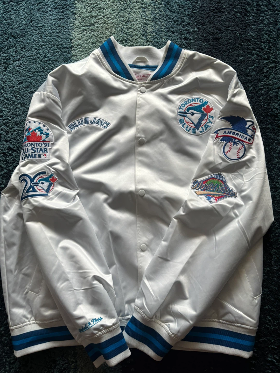 Mitchell & Ness Toronto Blue Jays Satin Bomber Jacket 2X-Large