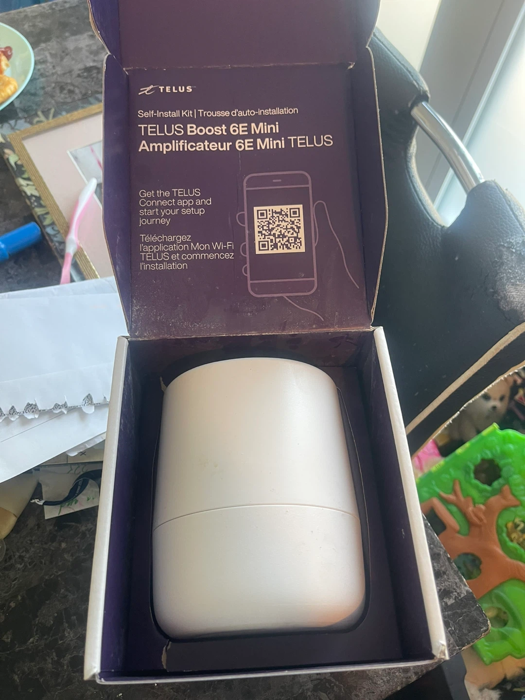TELUS Boost 6E Mini WiFi Amplifier - photo 2