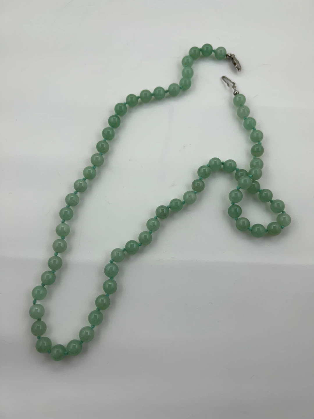 Vintage Hand Knotted Green Gemstone Necklace - photo 2