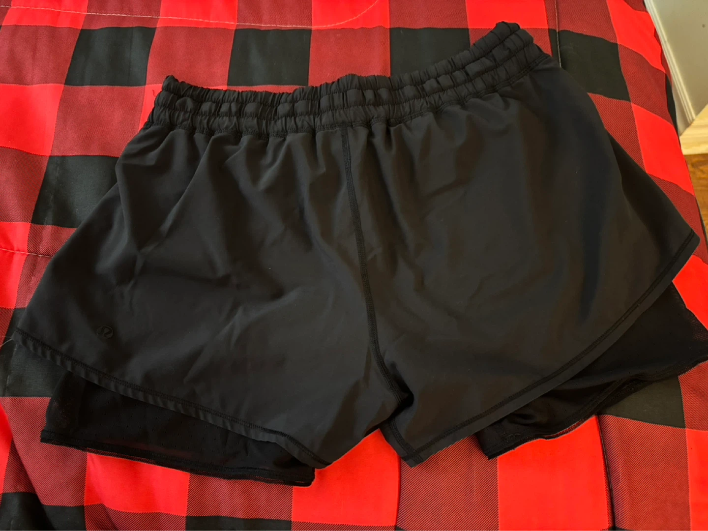 Lululemon shorts double layered Size 10 - photo 2