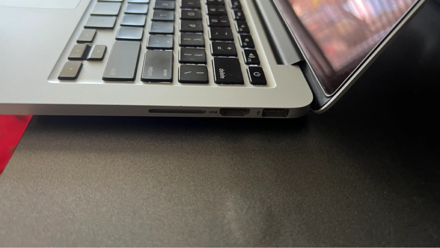 2015 MacBook Pro 13-inch, New Battery - photo 4