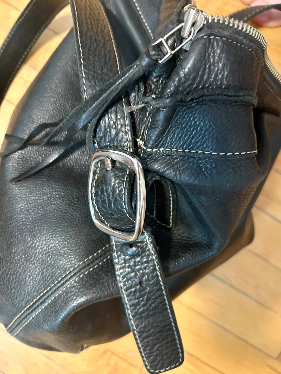 Roots Black Leather Shoulder Bag - photo 5