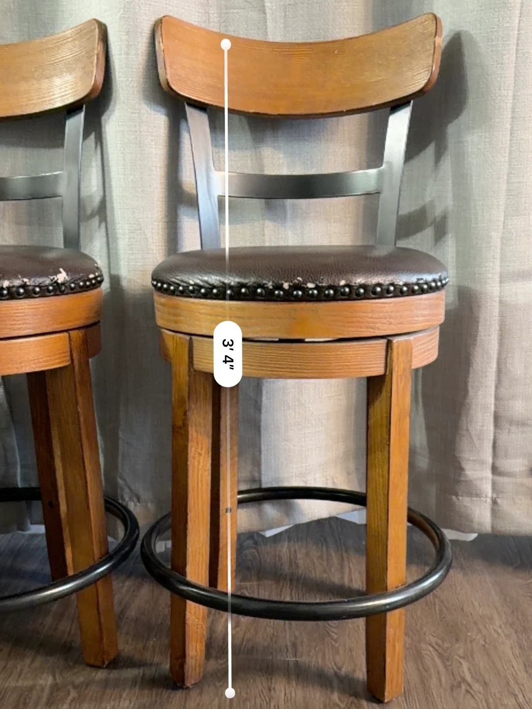 Set of 2 Swivel Bar Stools - Wood & Faux Leather - photo 3