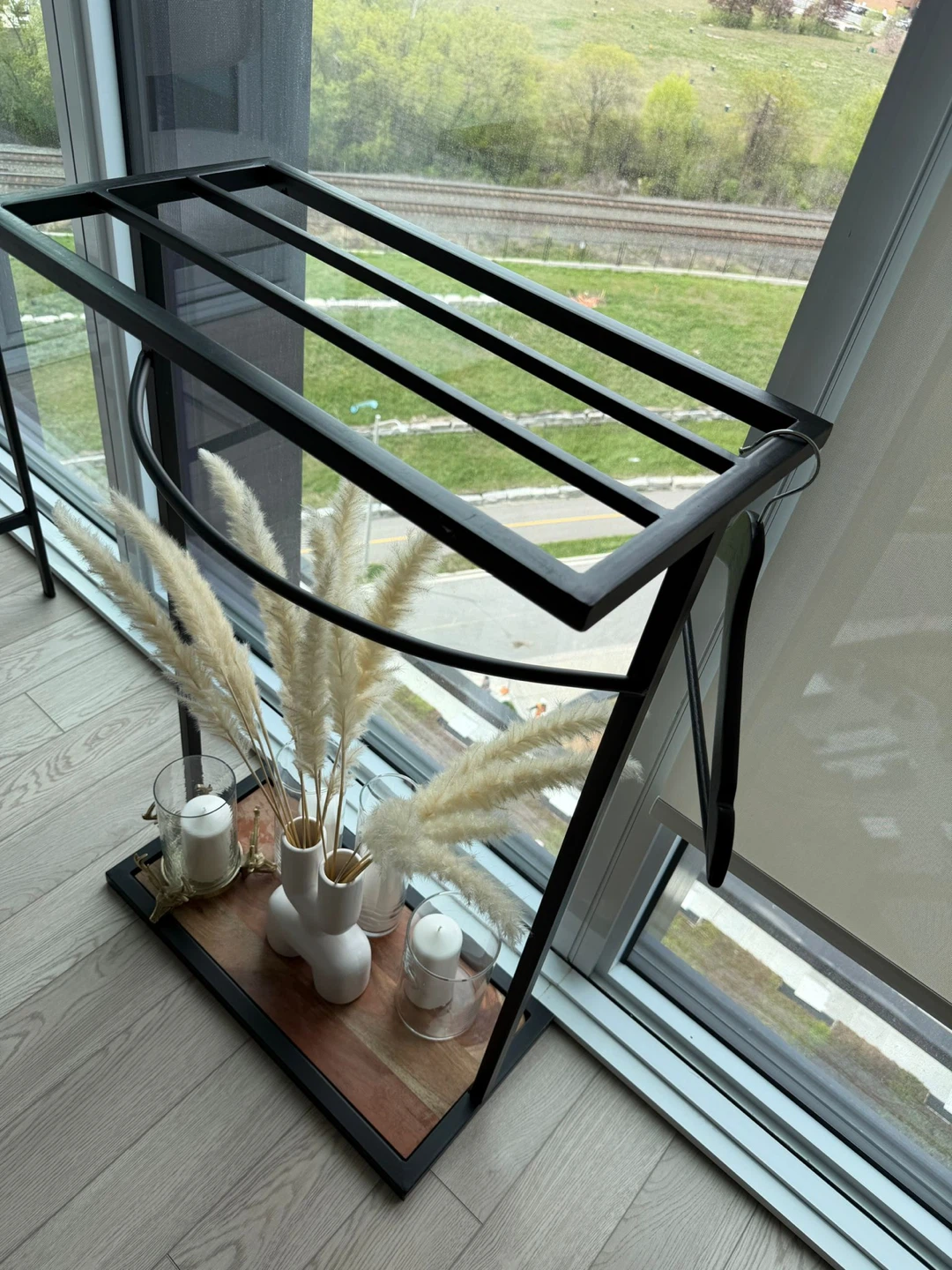 Black Metal Valet Stand with Tray