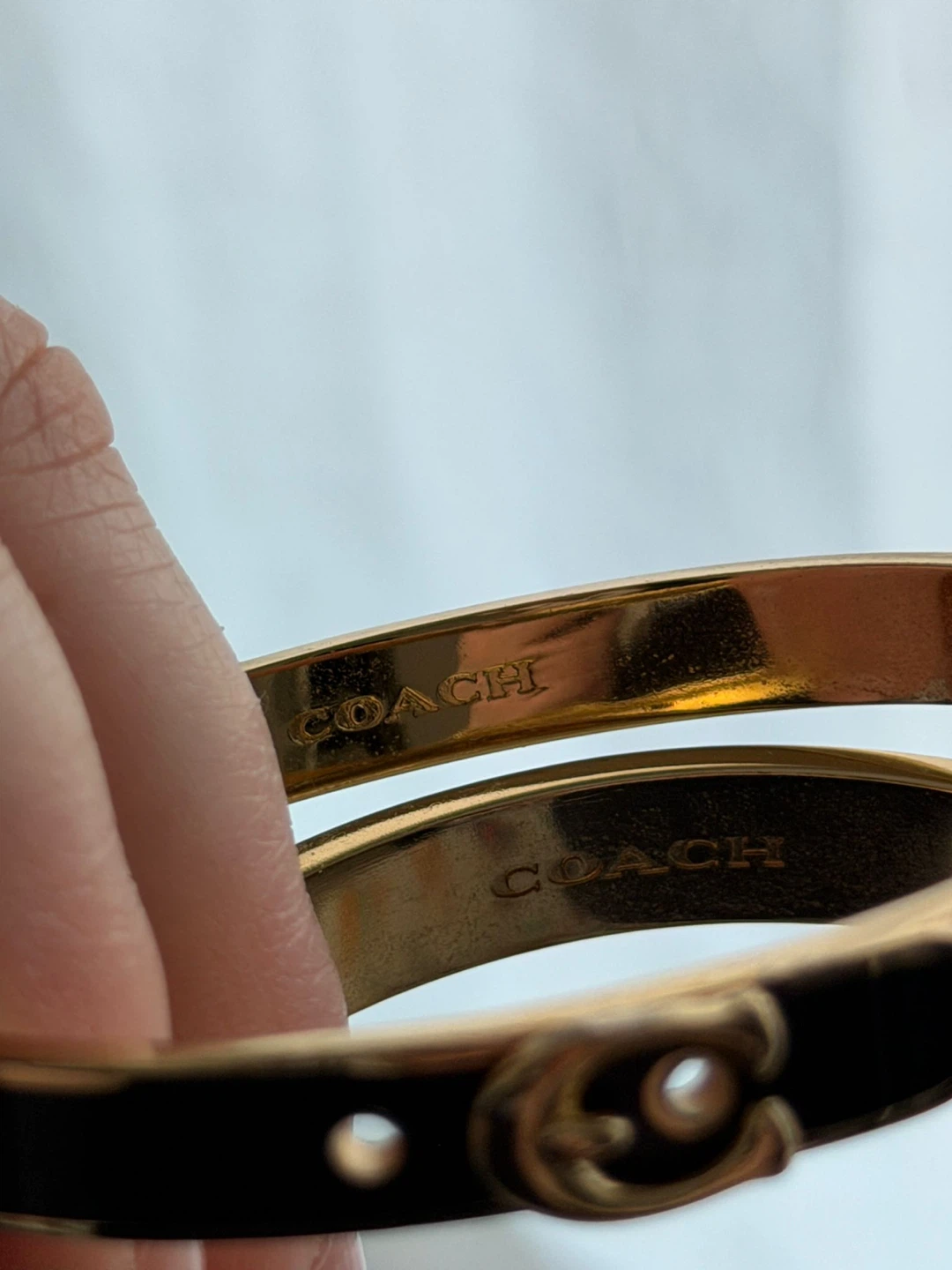 Coach Signature Buckle Bangle - Gold Tone Cream - photo 3