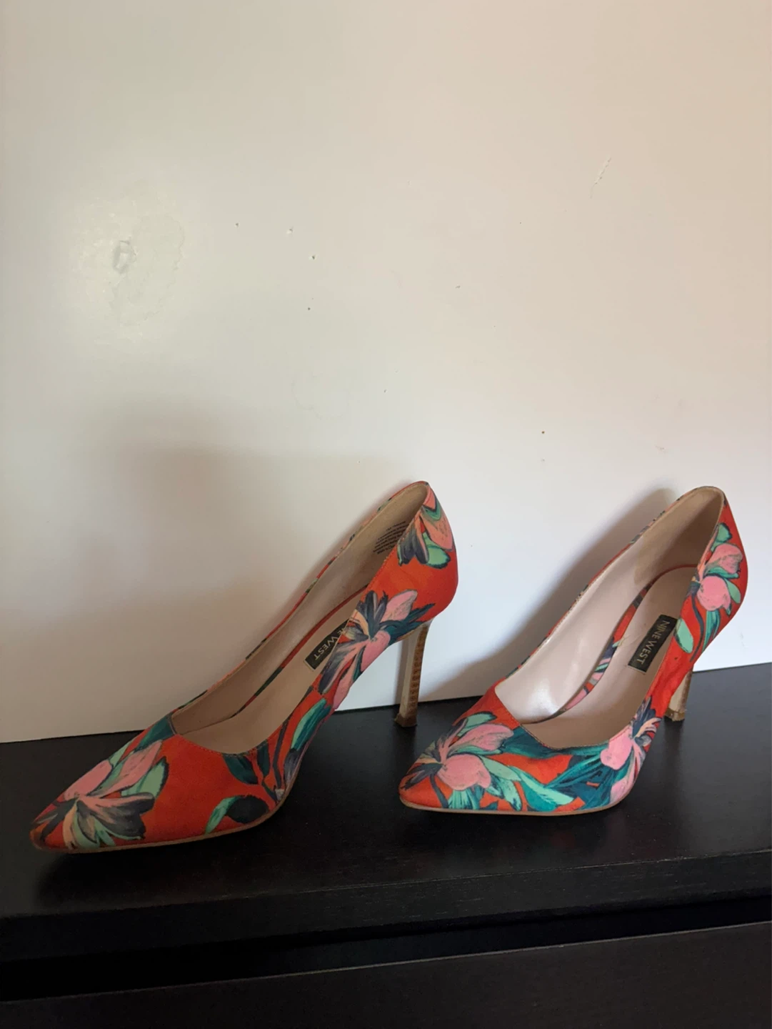 Nine West Floral Print Heels size 7