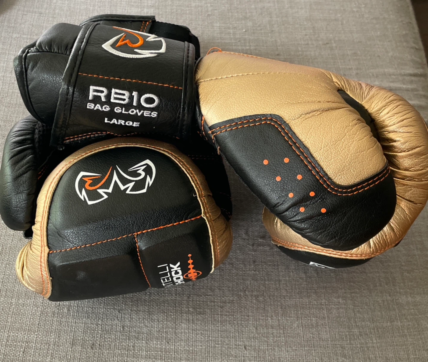 Rival RB10 Bag Gloves Large