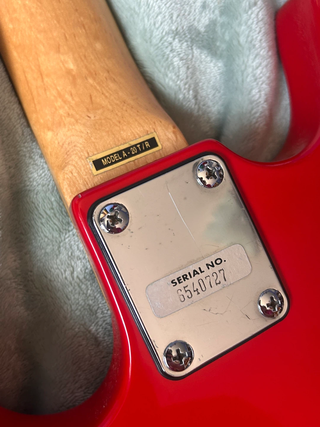 Memphis Electric Guitar Model A-20 T/R Red - photo 2