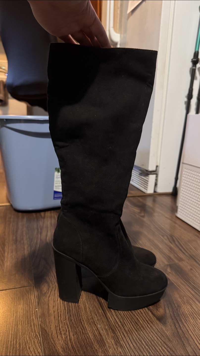 Black Suede Platform Knee High Heeled Boots - Size 6. 5