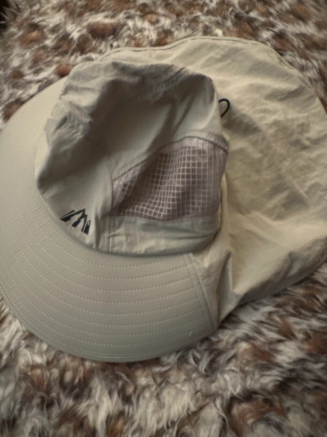 Outdoor Bucket Hat with Mesh Vents