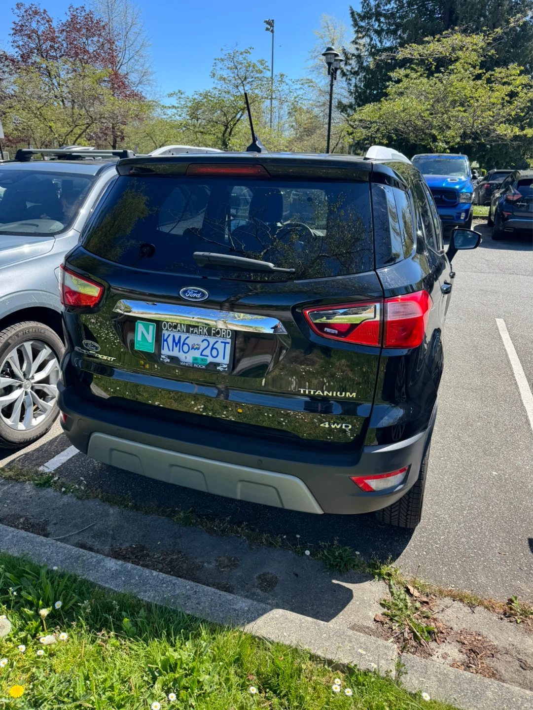 Black Ford EcoSport Titanium 4WD SUV