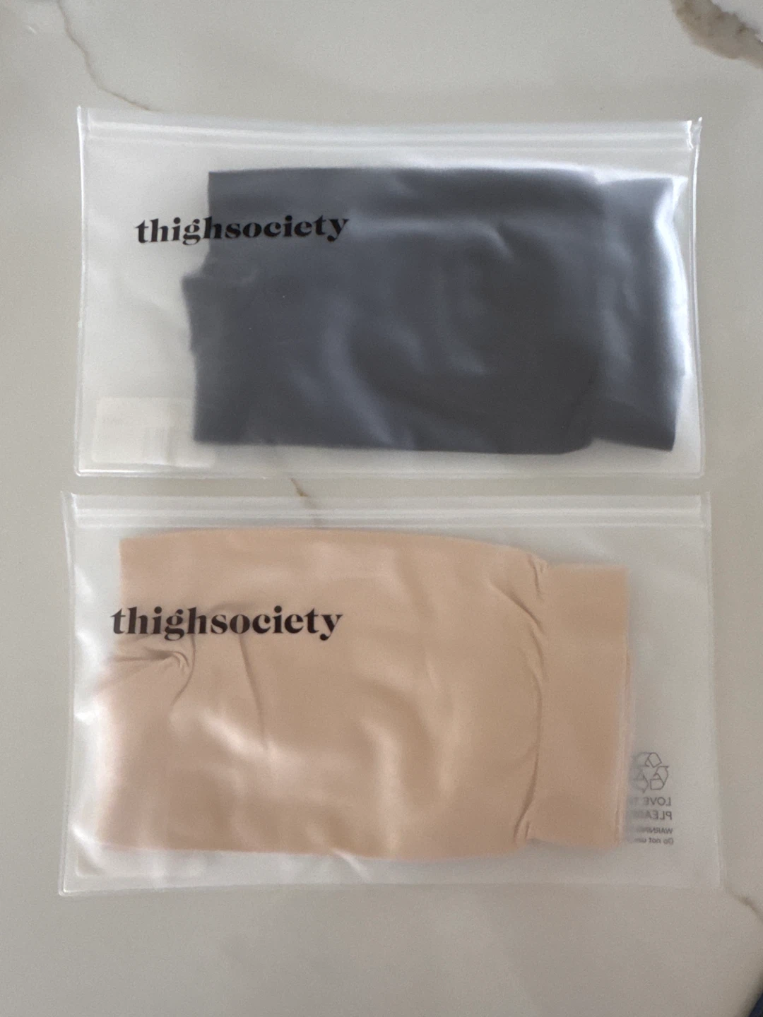 Thigh Society Cooling Thigh Savers M/L - Beige & Black