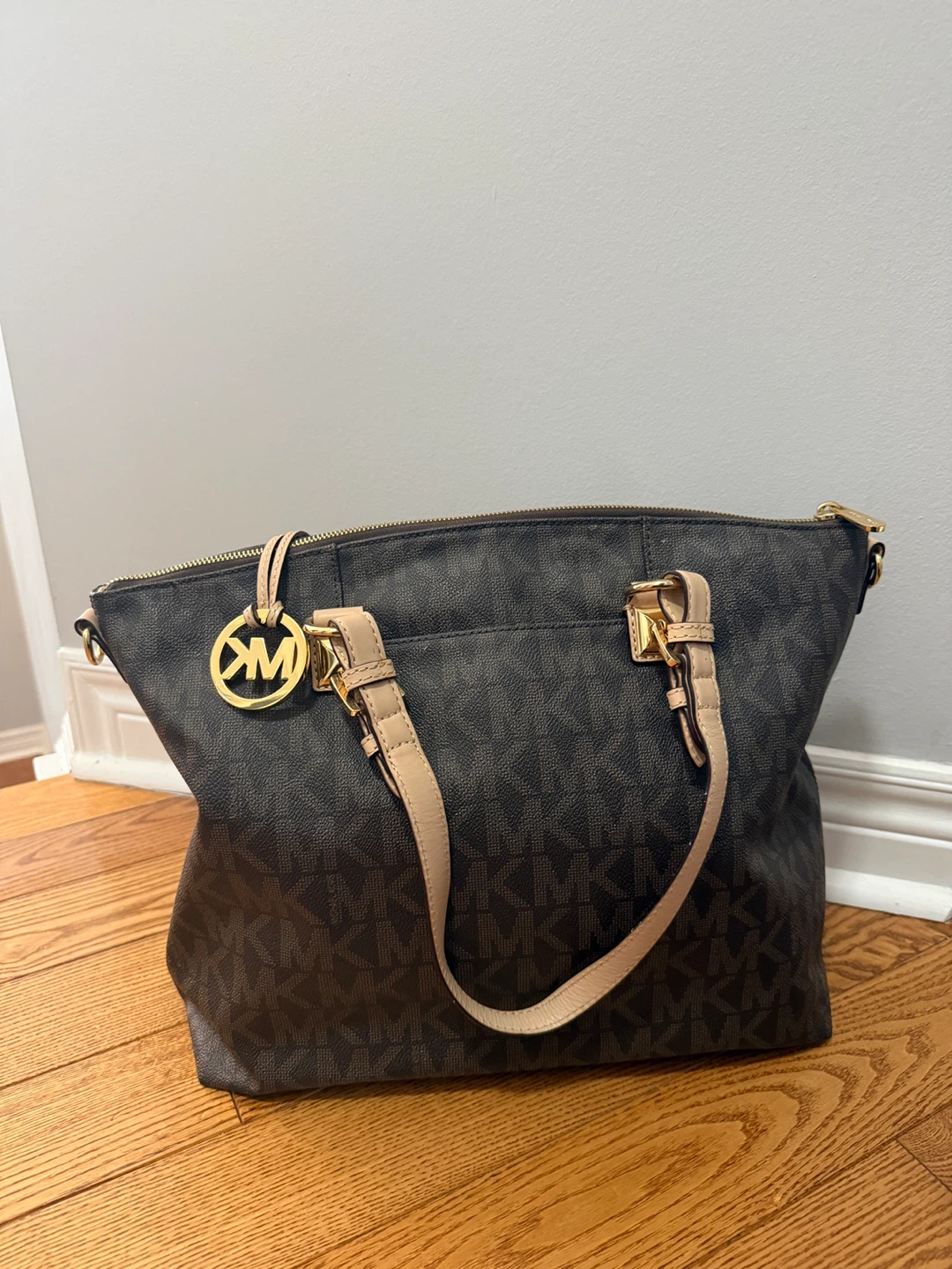 Michael Kors Tote Bag - photo 2