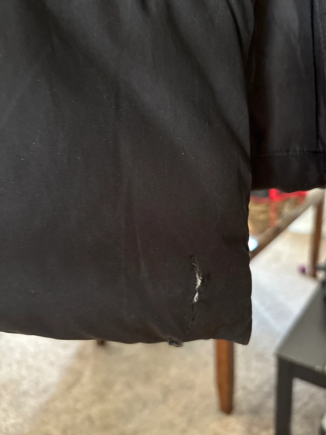 Old Navy Black Puffer Vest - Size L - photo 2