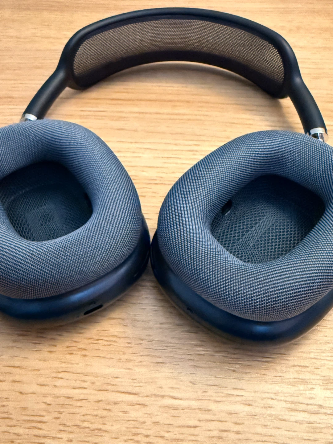 Headphones - photo 3