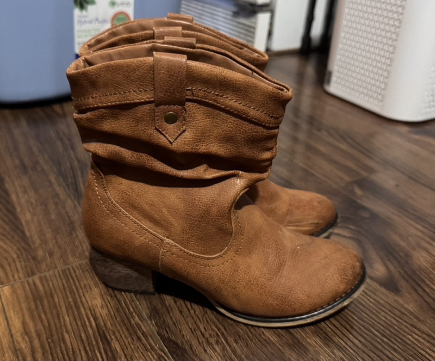 Denver Hayes Brown Faux Leather Ankle Boots Size 7
