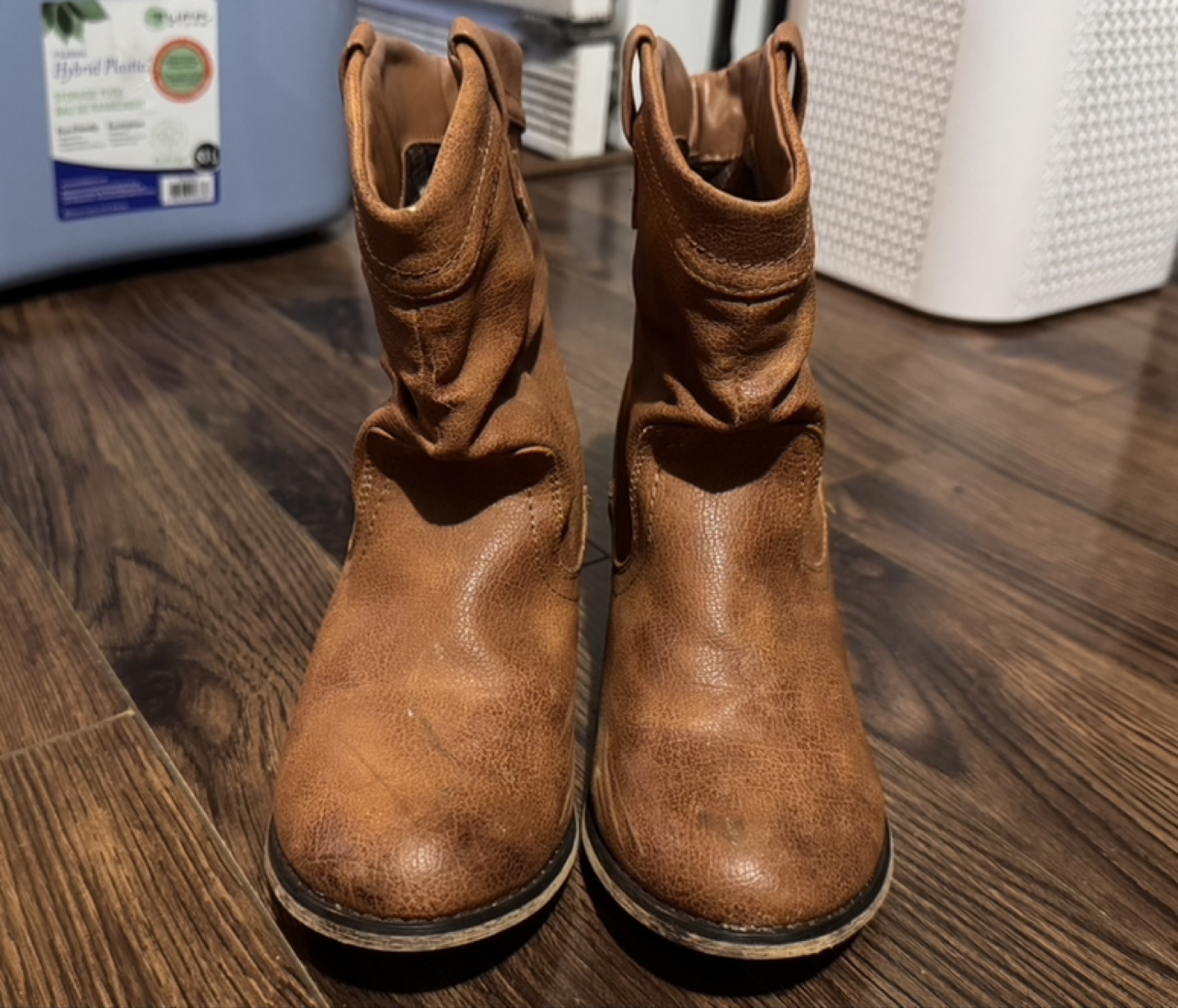 Denver Hayes Brown Faux Leather Ankle Boots Size 7 - photo 2