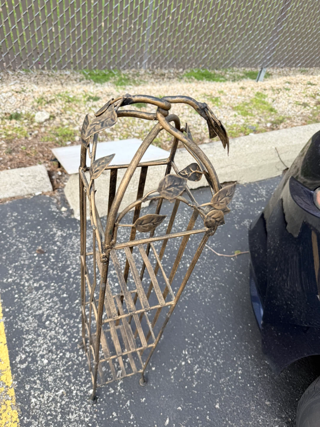 1960’s Vintage Metal 3-tier Shelf Tower French Etagere - photo 4