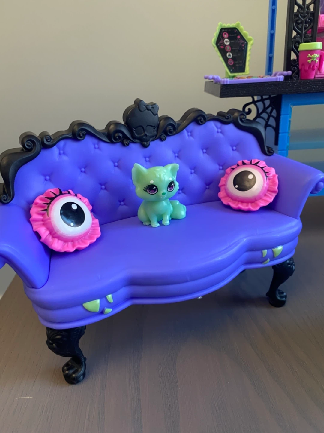 Monster High The Coffin Bean Playset Cafe Accessories Pets - photo 2