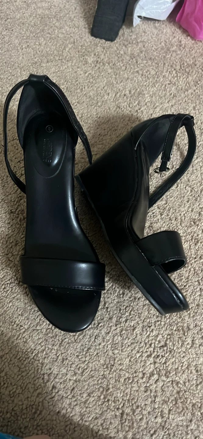 Black Wedge Sandals Size 8 - photo 2