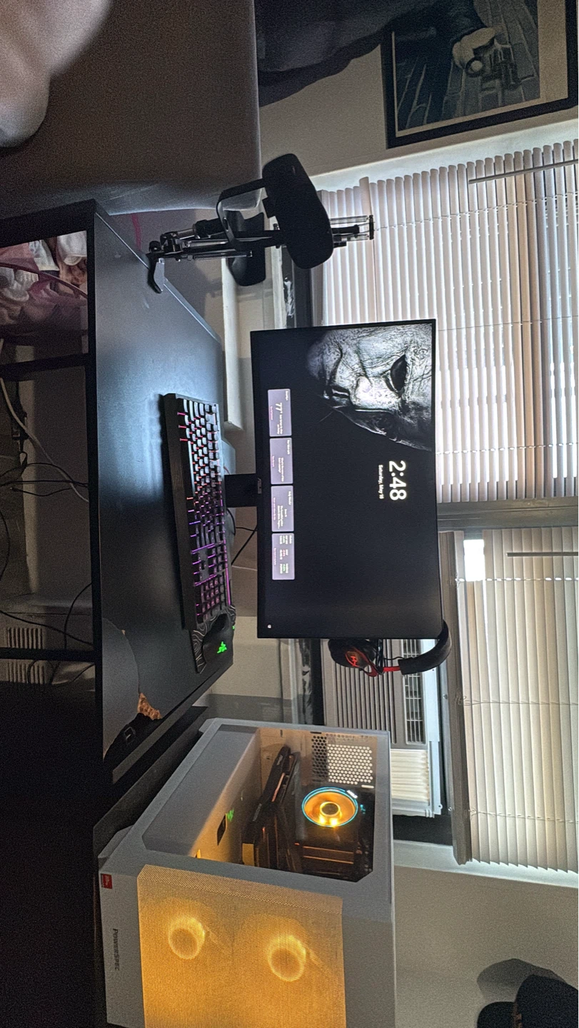 AMD White Gaming PC Case with RGB Lighting - photo 5