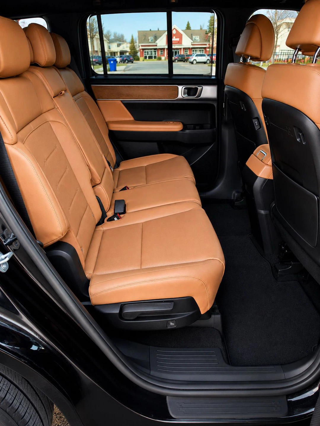 2024 Hyundai Santa Fe 7 seater Suv · - photo 5