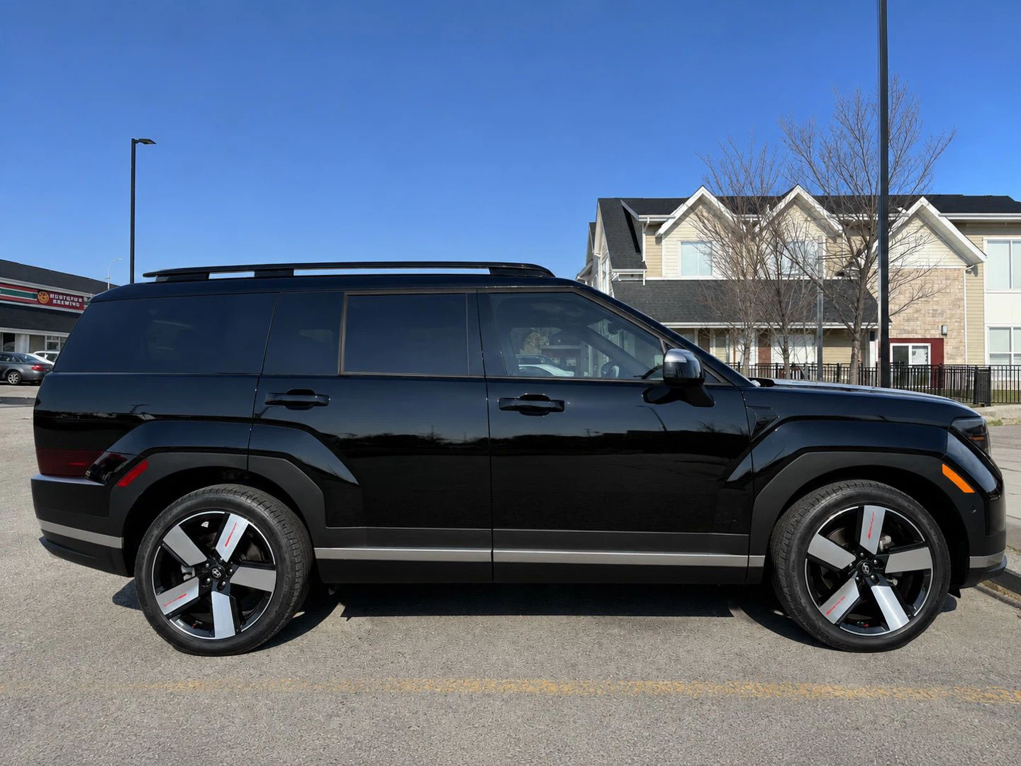 2024 Hyundai Santa Fe 7 seater Suv · - photo 2