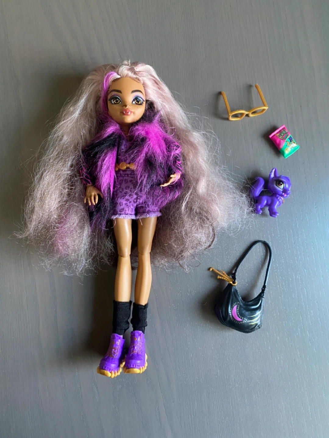 Monster High The Coffin Bean Playset Cafe Accessories Pets