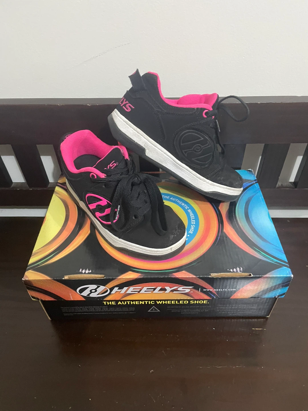 Heelys Black and Pink wheeled shoes - Size US Youth 1