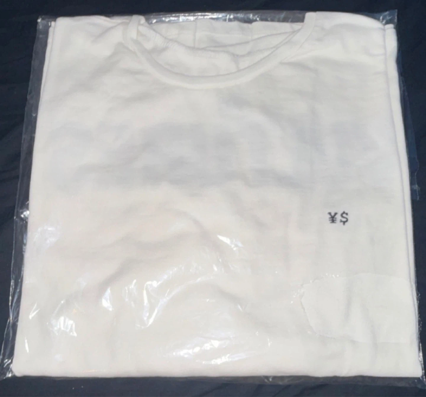 Yeezy Vultures Korea Exclusive Oversized Logo T-Shirt - photo 3
