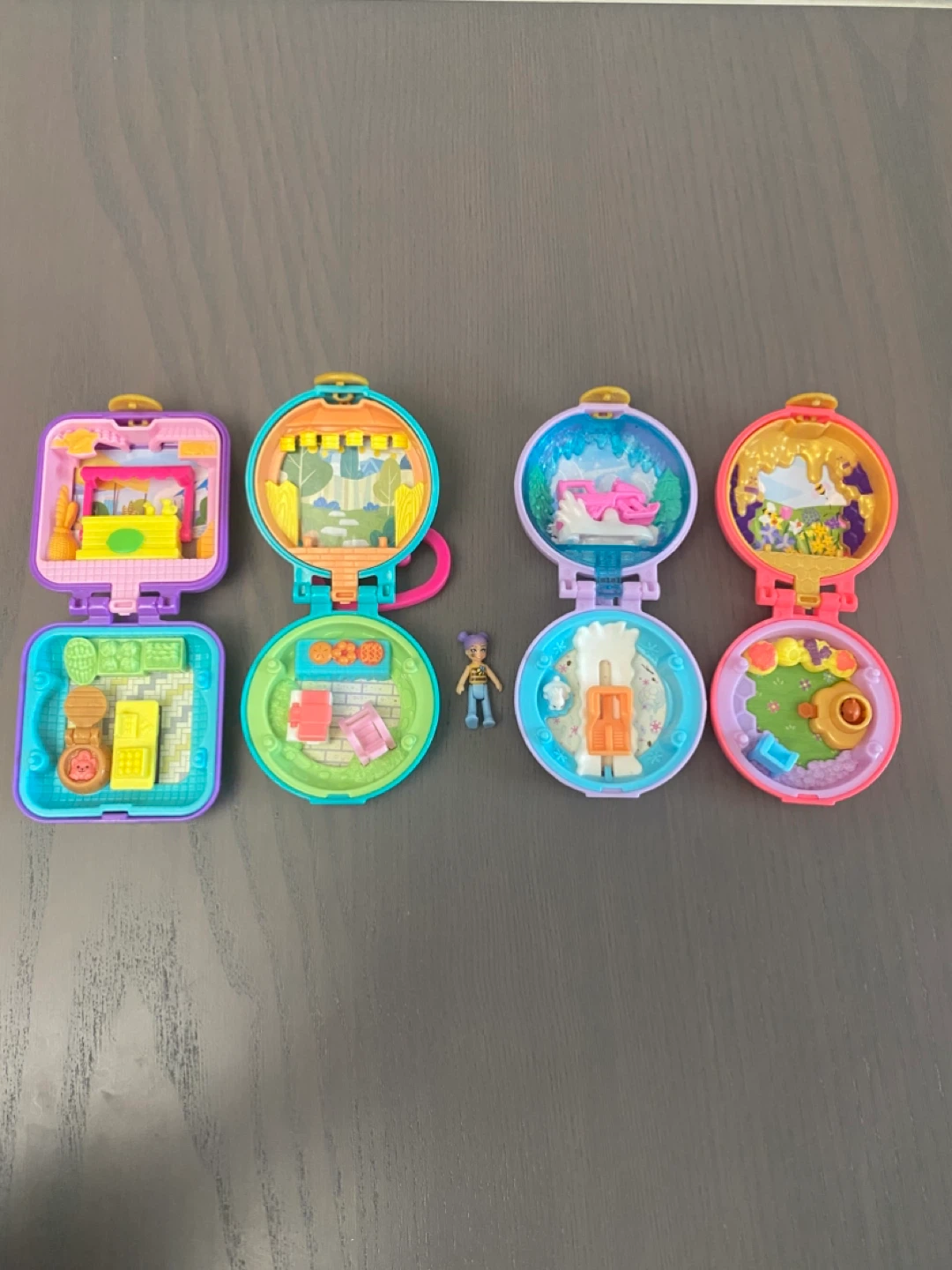 Polly Pocket Compacts Collection - 4 Pieces