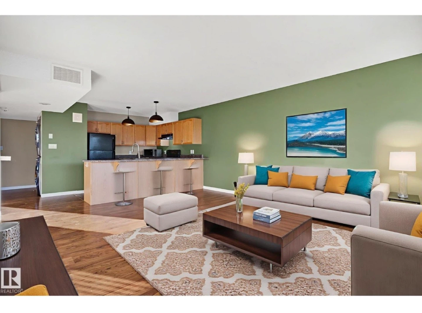 2 Bedroom 1 Bathroom condo for rent