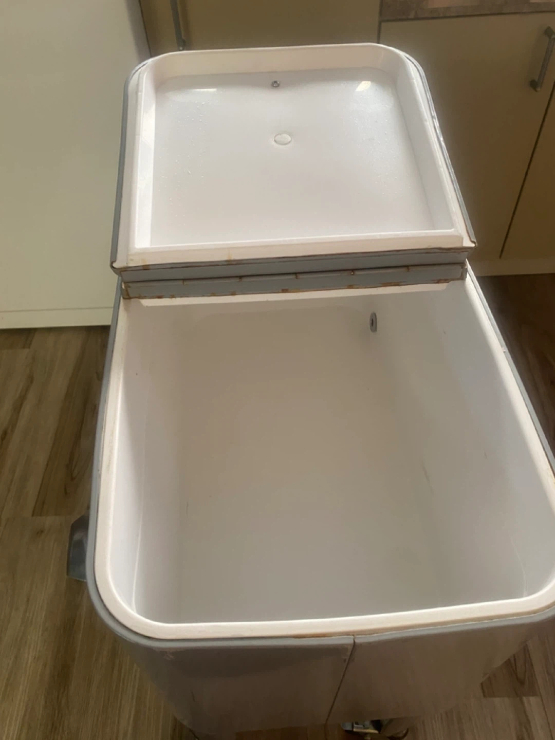 Grey Rolling Cooler Chest - photo 4