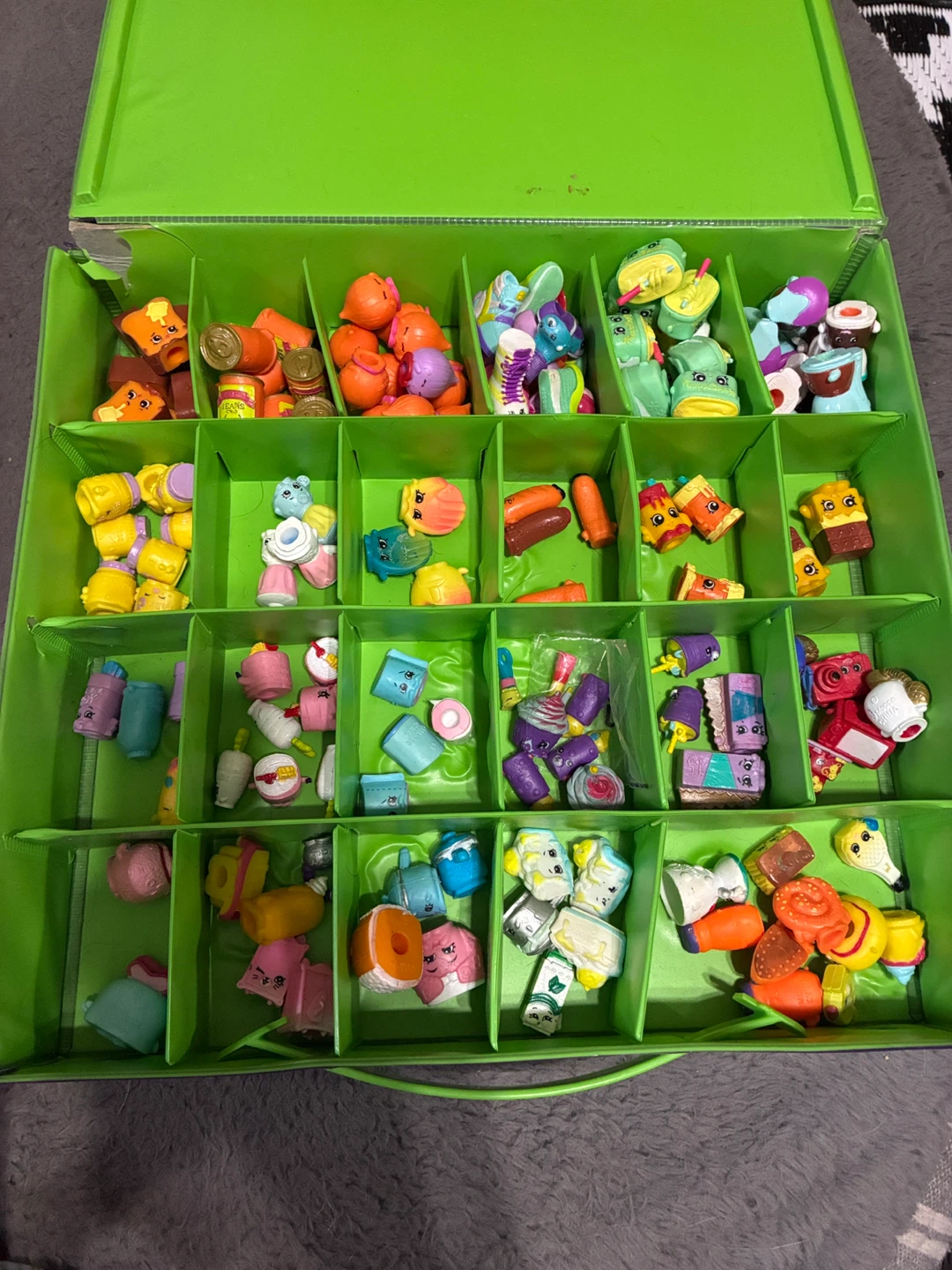 Shopkins Playset Storage Case/w shopkins