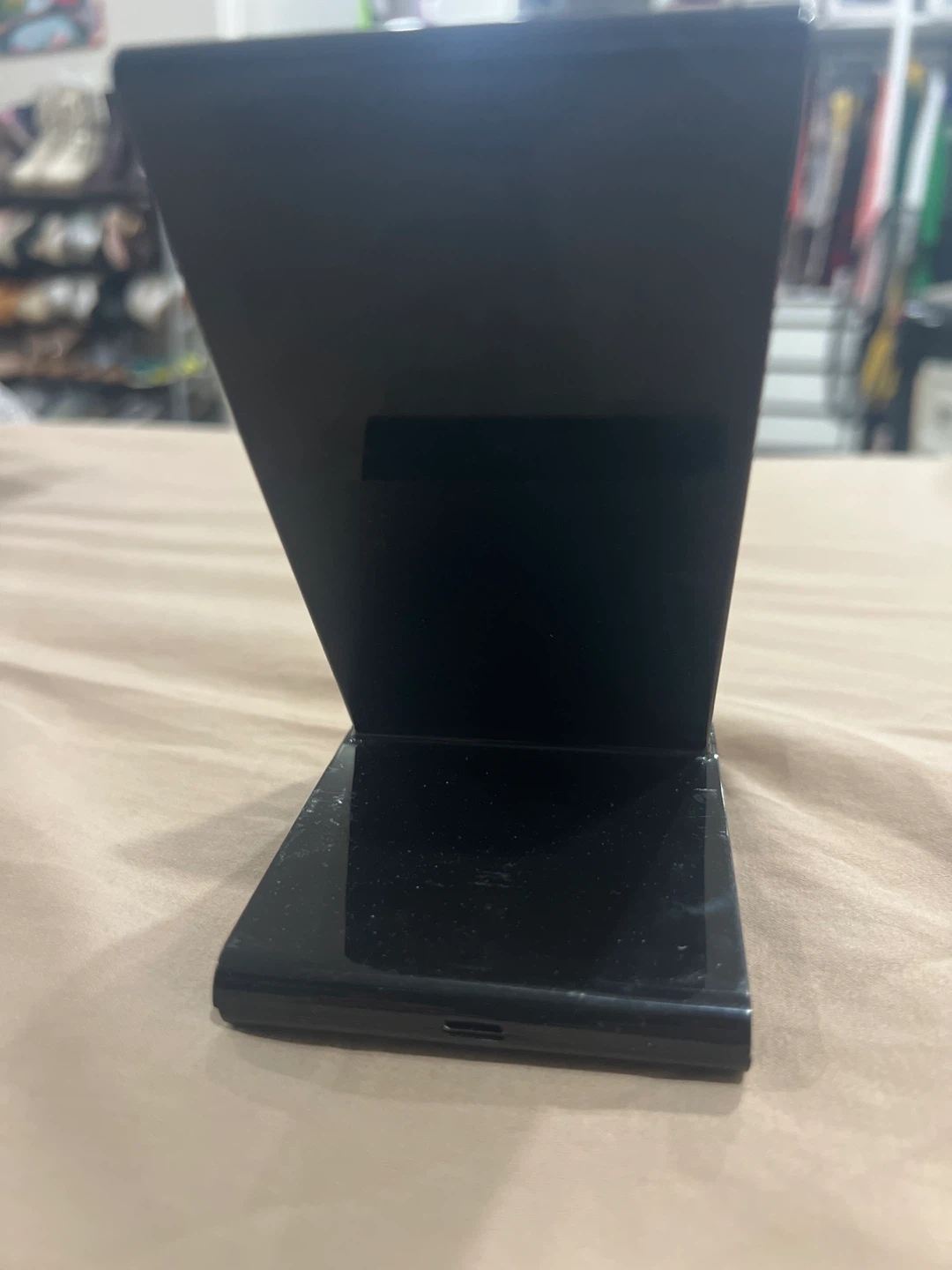 Seneo Black phone charging Stand - photo 2