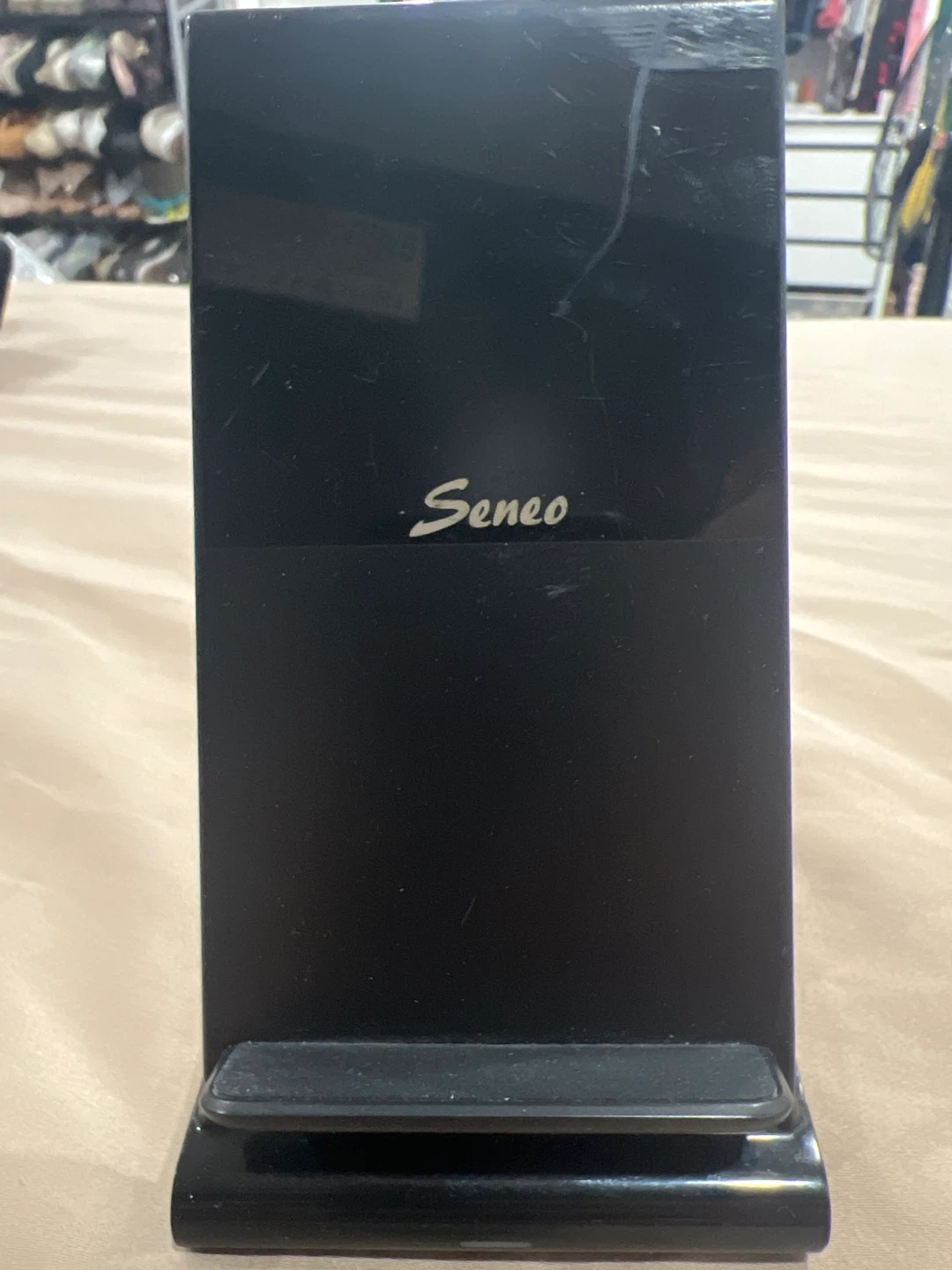 Seneo Black phone charging Stand
