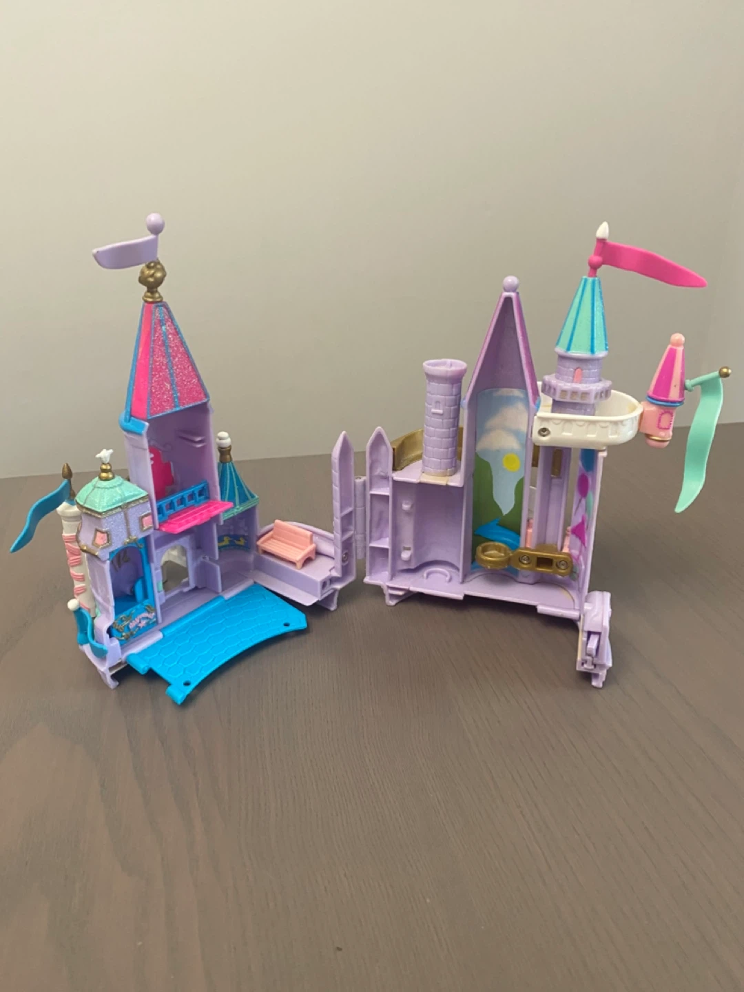 90s Polly Pocket Trandmasters Castle Playset - photo 3