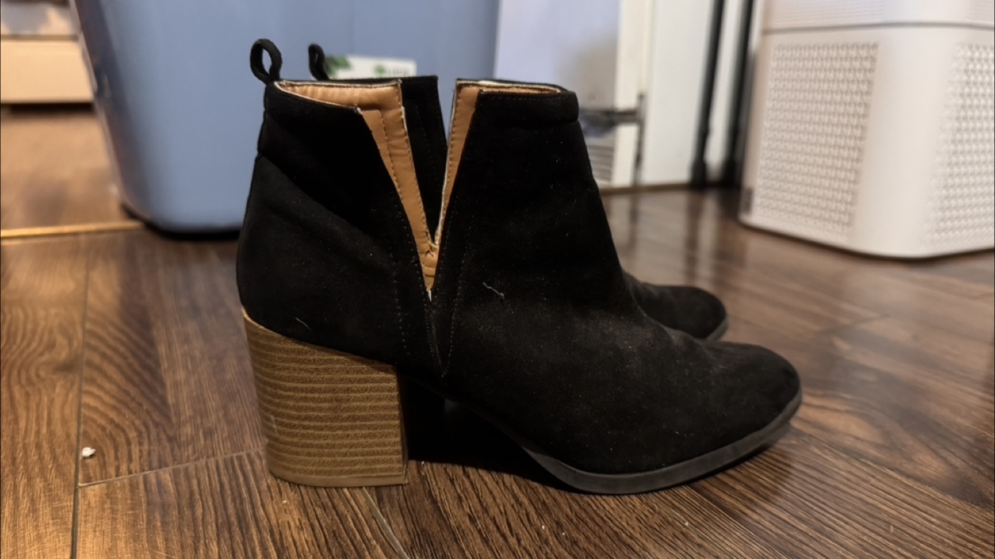 Black Ankle Boots with Wooden Heel - photo 2