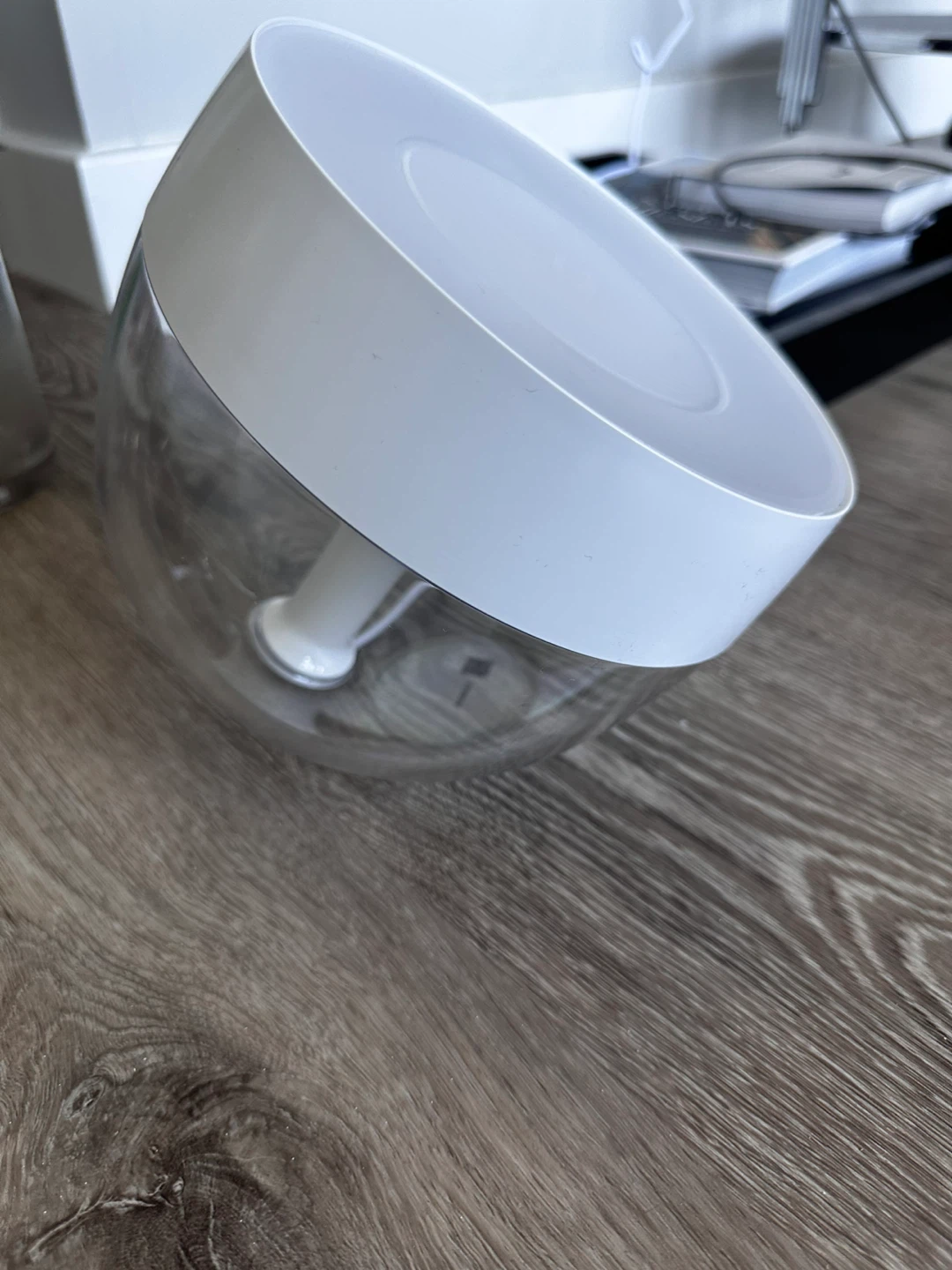 Philips Hue Iris Smart Light - photo 2