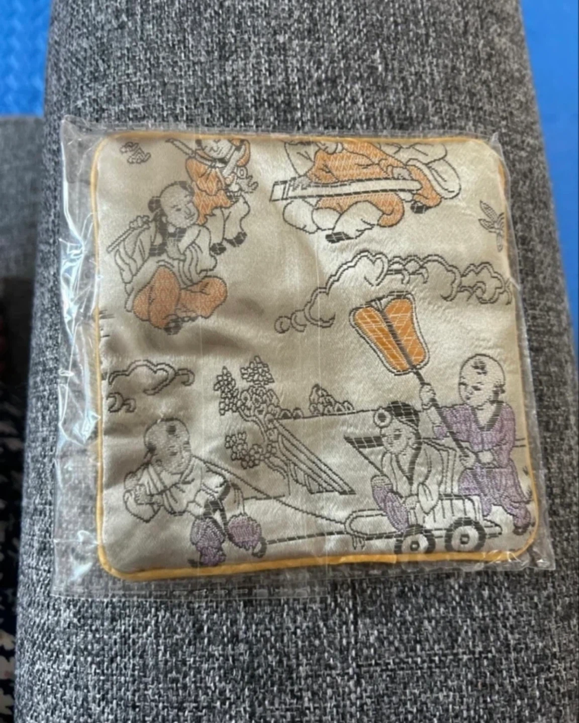 Satin Coin Purse with Tassel - photo 3